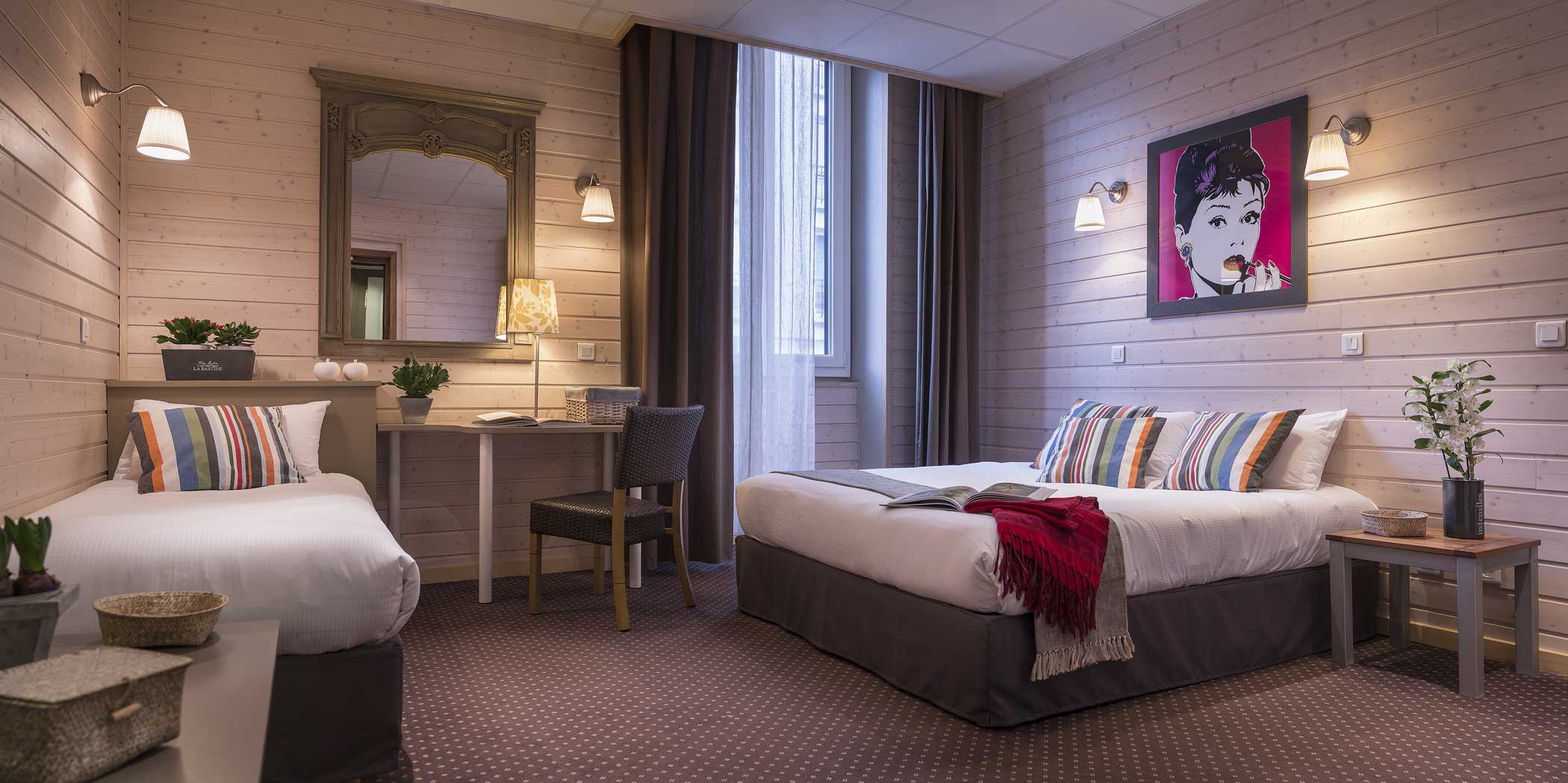 Hôtel chambre avec jacuzzi privatif